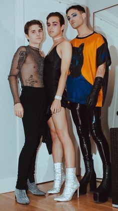 Gay Clubbing Outfit, Androgynous Club Outfit, Queer Club Outfits, Gay Party Outfit, Non Binary Outfit Ideas, Gay Club Outfit, Fashion Gender Neutral, Queer Outfits, Genderqueer Fashion