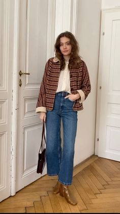 Hannahhse Instagram, Eccentric Fall Outfits, Retro Fall Fashion, French Preppy Style, Anthropologie Inspired Outfits, Eclectic Fall Fashion, Cute Librarian Outfit, Artsy Fall Outfits, Fall 2024 Style