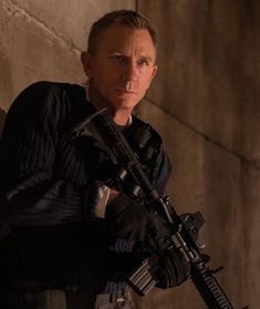 Fresh alternatives for the N.Peal Commando style sweater Daniel Craig's Bond wears in No Time To Die! Commando Sweater, No Time To Die, Hollywood Film, James Bond 007, The James, Daniel Craig, Skyfall, James Bond, No Time