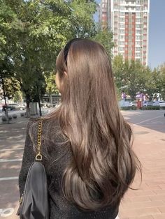 Balayage, Japanese Hairstyles, Lazy Hair, Foto Glamour, Hair Inspiration Long, Korean Hair Color, Brown Hair Looks, Brown Hair Inspo, Fesyen Rambut