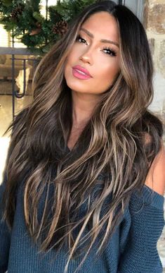 Subtle Blonde Highlights, Brown Hair Shades, Blonde Balayage Highlights, Balayage Hair Dark, Brown Hair With Blonde Highlights, Hair Color Light Brown, Brunette Balayage Hair, Brown Hair Balayage, Dark Brown Hair Color