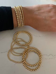 Gold Bracelet Beads, Gold Beads Bracelet, Gold Beaded Bracelets, Cuban Link Bracelet, Beautiful Bracelets, Beaded Jewlery, Gold Bead Bracelets, Arm Party, Gold Bracelets