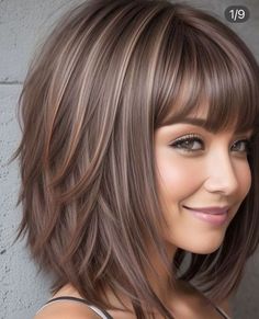 Medium length hair offers versatile styling options, from chic updos to relaxed waves. It's ideal for braids, bobs, and layered cuts. This length balances manageability with enough length for creative, fashionable hairstyles. Perfect for any occasion. Rambut Brunette, Hairdos For Short Hair, Hair Color And Cut