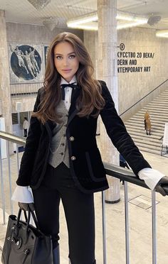 Investigative Journalist Outfit, Lawyer Women Outfit, Business Person Outfit, Women Neck Tie Outfits, Black Tie Women Outfits, Bow Tie Outfits For Women, Winter Outfits Formal, Creative Black Tie For Women, Receptionist Outfit