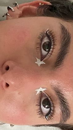 Star Gem Eye Makeup, White Star Inner Corner Makeup, Found Heaven Makeup Conan Gray, Simple Graphic Makeup, White Star Eyeliner, Inner Corner Star Eyeliner, Mitski Makeup, Star Inner Corner Makeup, White Inner Corner Eye Makeup