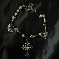 #Jewelry #Choker #Alternative #Grudge #Alternativejewelry #Goth #Emo #Cross 80s Goth Jewelry, Goth Aesthetic Accessories, Goth Presents, Funky Jewelry Silver, Trad Goth Accessories, Goth Beaded Jewelry, Goth Jewelry Diy, Fairy Grunge Jewelry, Alt Jewelry