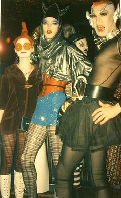 80s Underground Fashion, 80s Music Festival Outfits, 80s Rave Fashion, Troubadour Aesthetic, Club Kid Aesthetic, Pop Grunge Aesthetic, 70s Queer Fashion, Clubkids 90s, London Punk Aesthetic