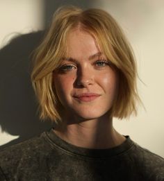 Short Bobs Round Face, Cute Short Hairstyles Round Face, Chin Length Hair With Side Swept Bangs, Liz Seibert Short Hair, Round Face Women Haircut, Short Haircut Reference, Bob Hair For Round Face, Short Feminine Haircut Round Face, Very Short Hair With Bangs