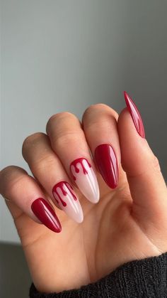 Halloween Nails And Nailart Designs To Try - Her Blog Journal Nail Art Fall Autumn, Scary Nail Designs, Vernis Halloween, Vampire Diaries Nails, Drip Nail Art, Blood Drip Nails, Ongles Halloween, Blood Nails, Vampire Nails