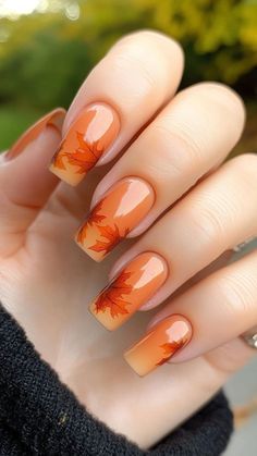 Leaf Nail Ideas, Harry Potter Nail Art, Autumn Manicure, Beautiful Gradient, Witchy Nails, Fall Manicure