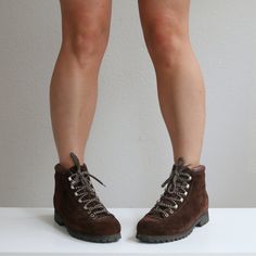 1970's Heavy Duty Italian Hiking Boots In Women's Size 7 To 7-1/2. Thick, Durable Soles, Rounded Toe And Full Lace Up Shaft. Leather Trimmed Top Shaft And Full Suede Leather Body. Cocoa And Cream Matching Laces. Dark Cocoa Brown Outers. Boots Are In Amazing Condition With Nearly No Wear To Them (There Is Just A Bit Of Fraying To One Of The Shoe Laces....Nothing Major!). Brand: Calzaturificio The Alps By Fabiano // Made In Italy Size: Labeled An 8n, But These Run Small; Recommending A Modern Women's 7 To 7-1/2 (Depending On Socks Worn). For Reference: I Am A Size 7 In Boots And These Were A Perfect Fit With Wool Hiking Socks. Size Is Just An Estimate So Check Out Those Measurements Before Vintage Brown Hiking Boots With Vibram Sole, Wool Hiking Socks, Hiking Socks, Cocoa Brown, The Alps, Trim Top, Lace Up Boots, Modern Woman, Suede Leather