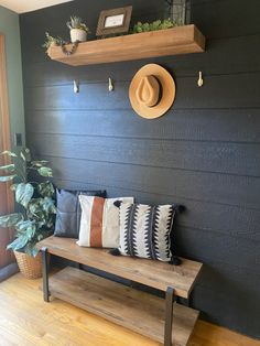 Black accent wall
Warm colored tones Big Entry Wall Decor Ideas, Entryway Feature Wall Ideas, Shiplap Foyer, Stained Shiplap, Black Accent Wall, Black Accent Walls, Mudroom Decor, Entry Wall, Mudroom Design