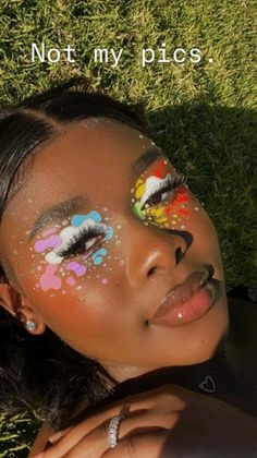 Creative Colorful Outfits, Fine Art Makeup, Makeup Colorful Creative, Creative Colorful Makeup, Artistic Makeup Ideas Eyes, Colorful Creative Makeup, Face Art Makeup Aesthetic, Makeup Ideas Colorful Creative, Colorful Liner Makeup