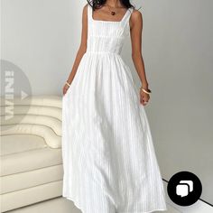 New With Tags Princess Polly Size M/Size 6 White Elegant White Maxi Dress, Simple White Dress Graduation, Brandy Melville Maxi Dress, Sun Dresses Maxi, Long Sun Dress Outfit, Low Back Maxi Dress, Minimalist Summer Maxi Dress, White Cotton Midi Dress, Brigerton Dress