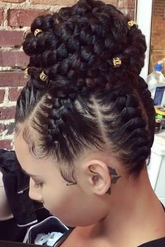 ➵ p i n :𝓥𝓪𝓷𝓲𝓵𝓵𝓮🌺 Pelo Afro, Feed In Braid, Hair Done, Beautiful Braids, Girls Braids, Penteado Cabelo Curto, Cornrow Hairstyles, African Braids Hairstyles