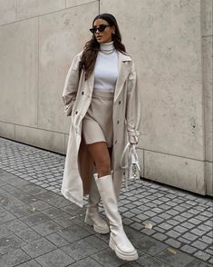 Duster Outfit, Nude Outfit, Beauty Expo, Winter Outfits Snow, Nude Outfits, Dresses Uk, Duster Coat, Winter Outfits, Trench Coat