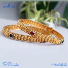 Gold 916 Premium Design Get in touch with us on +919904443030 Antique Necklace Gold, Modern Gold Jewelry, Bangles Gold, Online Gold Jewellery, Jewellery Diamond