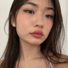 Filipino Makeup Looks Natural, Natural Abg Makeup, Filipina Eye Makeup, Natural Makeup Filipino, Igari Makeup On Tan Skin, Filipino Makeup Looks, Asian Eye Makeup Tan Skin, Simple Nude Makeup