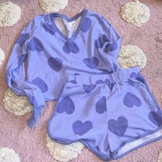 Pajama Shorts Set Tags Are Not Attach But Has Never Been Worn. Brought The Wrong Size And Didn’t Notice It. Size Xs In Brand New Condition. Purple Pajamas, Pajamas Sets, Pastel Floral, Short Pajama Set, Pajama Shorts, Shorts Set, Well Dressed, Color Purple, Short Sets