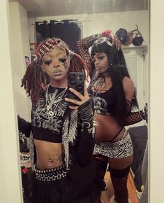 Black Alt, Afro Goth, Arte Punk, Alt Girls, Emo Outfits, Scene Hair, Cute Swag Outfits, Really Cute Outfits, Pretty Selfies