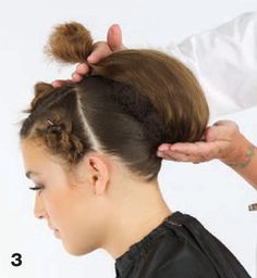 How To Make Hairstyle `Grecian Smooth Bun`