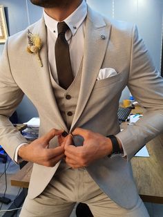 Marc Slim-Fit Suit Vest Beige-baagr.myshopify.com-suit-BOJONI Beige Suits For Men, Beige Suits Wedding, Suit Supply, Slim Fit Suit Men, Beige Suits, Wedding Suits Groom, Dress Suits For Men, Designer Suits For Men, Groomsmen Suits