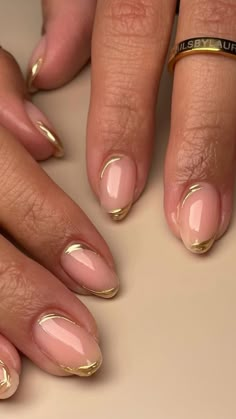 IG: @nailsbylauren.o Cool Girl Nails, Nail Inspo Gold, Manicure Nail Designs, Gel Nails Diy, Minimal Nails, Work Nails, Almond Acrylic Nails, Short Acrylic Nails Designs, Nails 2024