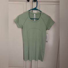 Nwt Light Green, Size 6 Lululemon Short Sleeve Swiftly Tech, Never Worn - Open To Offers Lululemon Accessories, Lulu Shirt, Lululemon Short Sleeve, Green Lululemon, Lululemon Shirt