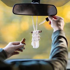 Macrame Car Charm, Diffuser Diy, Car Hanging Accessories, Car Mirror Hangers, Simpul Makrame, Mirror Car Accessories, Car Hangers, Wedding Ring Diamond Band, Crochet Car