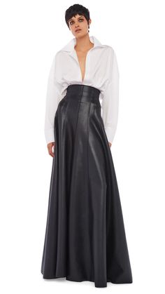 LONG GRACE SKIRT – Black – Norma Kamali Long Black Leather Skirt Outfit, Long Leather Skirt Outfit, Maxi Leather Skirt, Edgy Jeans, Long Leather Skirt, Leather Skirt Outfit, Long Skirt Fashion, Professional Wardrobe, Long Skirts For Women