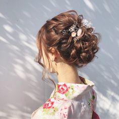 花火大会 大人かわいい 夏 セミロング｜Maison de sisi hii.de@✂︎ 416974【HAIR】 Formal Hairstyles For Long Hair, Japanese Wedding, Wedding Kimono, Hair Catalog, Kawaii Hairstyles, Hair Arrange, Beautiful Kimonos, Hair Setting