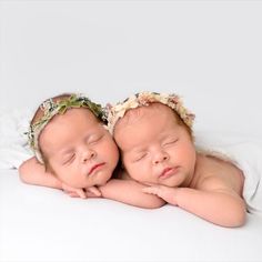 Twin Newborn Session, Spokane-WA Twin Photography, Spokane Washington, Newborn Poses