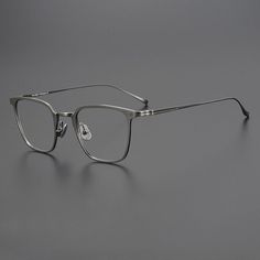 Clear Glasses Frames Women, Stylish Glasses For Men, Square Frame Design, Classy Glasses, Glasses Frames Trendy, Square Frame Glasses, Clear Glasses Frames, Long Face Shapes, Mens Glasses Fashion