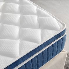 Queen Mattress, 12" Potctz Medium Soft Hybrid Innerspring Mattress and Gel Memory Foam,Queen Size Mattress Satin Quilt, Plush Mattress, Soft Mattress, Quilting Room, Futon Mattress, Mattress Support, Firm Mattress