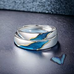 Introducing our Wave Engraved Ring 🌊 - a symbol of serenity and elegance. What to expect: 1x Timeless Wave Ring 🌊 Free shipping included 🚚✅ Crafted with precision and love, it's perfect for any occasion! Order one today, and for couples, choose the couple option for two rings in each purchase. 💑 Ride the wave of beauty and style! Wave Inspired Wedding Ring, Ocean Wave Wedding Rings, Ocean Ring, Diy Clothes Hacks, Wave Ring, Pattern Ring, Couple Jewelry, Couple Rings, Themed Jewelry