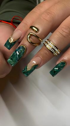 Jade Green Nails Acrylic Design, Green Nail Coffin, Green Emerald Acrylic Nails, Emerald Green Tapered Square Nails, Hunter Green Acrylic Nails Designs, Chunky Nail Designs, Simple Cute Acrylic Nail Designs, Money Green Nails Designs, Aphrodite Nails Square