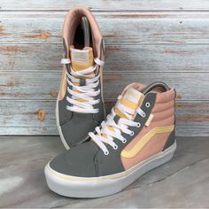 Vans Filmore Hi Platform Color Block High Tops - Canvas - Lace Up - Tropical Peach Color Block Consisting Of Peach, Grey And Yellow With White Details - Platform Rubber Soles Youth Sizes: 3 4 (Box Top Broken) 5 (No Box) 6 New In Box (Except As Noted Above). Not Worn. Orders By 9 Pm Az Time Ship Next Business Day From Smoke Free Home. Check Out Our Closet - We Offer Bundle Discounts. Casual Orange Sneakers For School, White Hightop Vans, Cute Multicolor Vans Sneakers, Peach Vans, Vans High-top Multicolor Sneakers, Vans High-top Sneakers With Contrast Sole For Skateboarding, Floral Vans, Vans High-top Skate Shoes With Textured Sole, Western Shoes