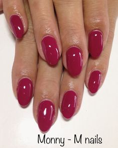 Strawberry Nail Color, Cranberry Pink Nails, Reddish Pink Nails, Pinky Red Nails, Pinkish Red Nails, Reddish Nails, Berry Red Nails, Red Pink Nails