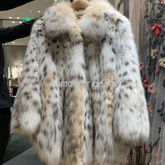 Leopard Prints, Leopard Print Fur Coat, Leopard Fur Coat, See Tattoo, Faux Coat, Streetwear Winter, Indie Clothes, Winter Overcoat, Clothes Vintage