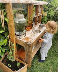 Mud Kitchen, Backyard Play, Backyard Playground, Backyard For Kids, Small Backyard Design, Dream House Decor, Porch Ideas, Backyard Design, Outdoor Kids