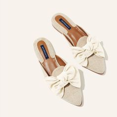 Suede Cleaner, Modern Shoes, Unique Fits, Suede Mules, How To Make Bows, Polished Look, Natural Linen, Loafers For Women, Mule