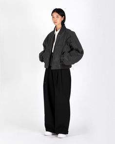 Black Trouser Outfit, Fits Ideas, Cashmere Outfits, Dress Work, High Fashion Outfits, Work Wear Women, Outfit Combinations, Fashion Lookbook, Outfits Casual