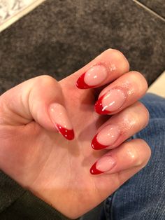 Nails With Red Dress Prom, Bright Red Nails French Tip, Red Prom Dress Nails Ideas, Thailand Nails, Homecoming Nails Red, Red French Tips, Red Tip Nails, Cute Red Nails, Classy Almond Nails