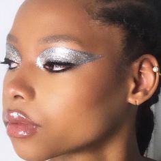 30s Aesthetic, High Fashion Makeup, Avant Garde Makeup, Makeup Board, Creative Makeup Looks, Editorial Makeup, Her Eyes