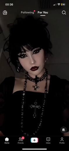 Simple Goth Look Makeup, Gothic Makeup For School, Spring Goth Makeup, Goth Makeup Without Lashes, Goth Rock Makeup, Semi Goth Makeup, Professional Goth Makeup, Sparkly Goth Makeup, Goth No Makeup