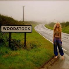 Mundo Hippie, Woodstock Hippies, Woodstock 1969, Woodstock Festival, Hippie Lifestyle, Hippie Aesthetic, Hippie Culture, Mode Hippie, Estilo Hippy