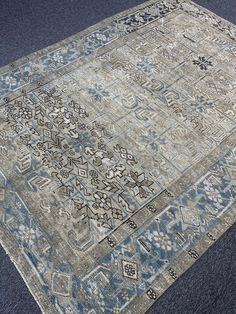 1950s ANTIQUE MODERN BOHO CHIC PERSIAN STYLE FADED FINE TURKISH OUSHAK HAND KNOTTED WOOL OVERSIZE RUG with ALL OVER DESIGN. Origin: Oushak / Turkey  Size: 6'11"x9'4" feet / 210x283 cm Colors: Blue, green, taupe, beige, tan, ivory , light blue  Age: About 70 years old Material: Organic wool and cotton Condition:  Good Pile: Low Pile  Design: All Over All Over Design, Antique Modern, Kitchen Vintage, Persian Style, Turkey Size, Rug For Living Room, All Over, Modern Boho, Oversized Rugs