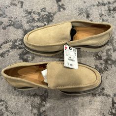 New With Tags Zara Loafers Men, Beige Slip-on Casual Moccasins, Casual Beige Slip-on Moccasins, Casual Beige Plain Toe Loafers, Suede Round Toe Loafers For Spring, Spring Suede Slip-on Boat Shoes, Spring Suede Boat Shoes With Round Toe, Beige Slip-on Casual Leather Shoes, Casual Beige Moccasins With Leather Footbed