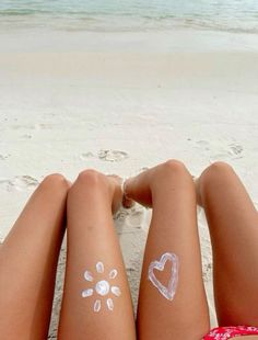 Best Beach Poses, The Beach With Friends, Poses With Friends, Beach With Friends, Beach Poses With Friends, Photo Summer