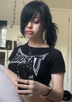 Scene Hair Updo, Trashy Y2k Haircut, Emo Y2k Hair, Emo Side Bangs With Long Hair, Curly Emo Hairstyles, Emo Ponytail, Emo Bangs Side Swept, Modern Scene Hair, Emo Long Hair